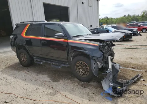 2023 Toyota 4Runner 40Th Anniversary Se z USA, uszkodzony, nr VIN JTEUU5JR6P6100235